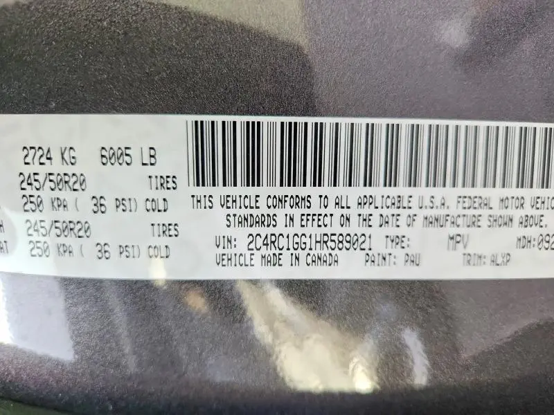 2017 CHRYSLER PACIFICA LIMITED  