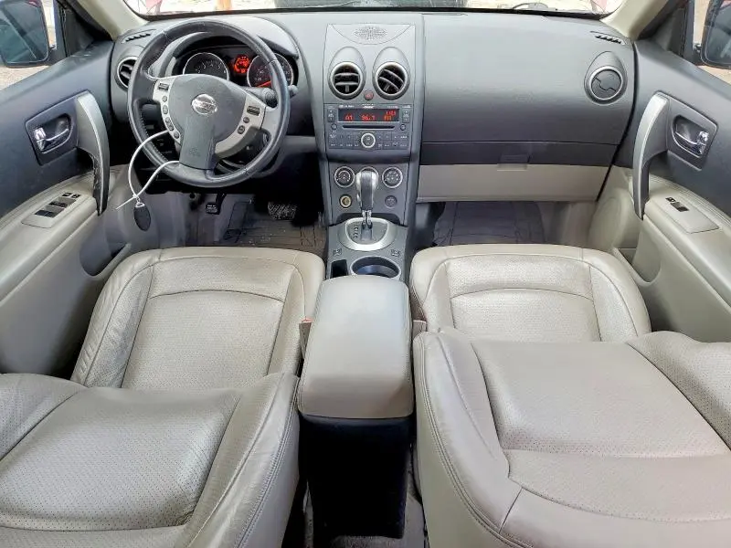 2010 NISSAN ROGUE SL  