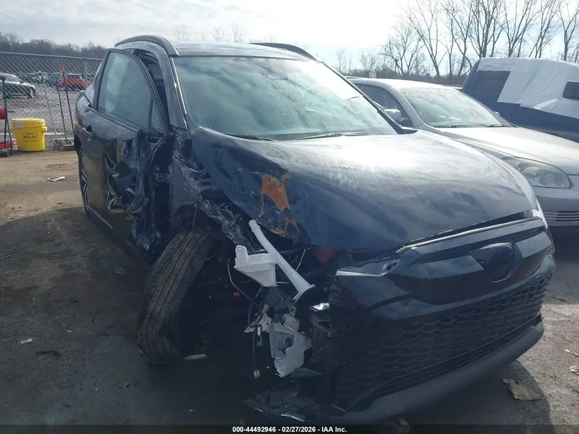 2024 TOYOTA COROLLA CROSS HYBRID SE