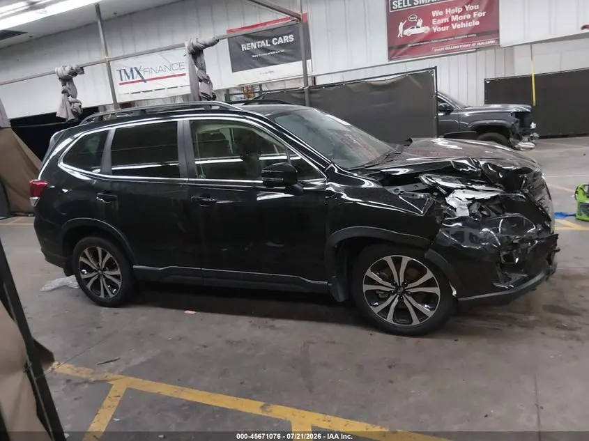 2024 SUBARU FORESTER LIMITED