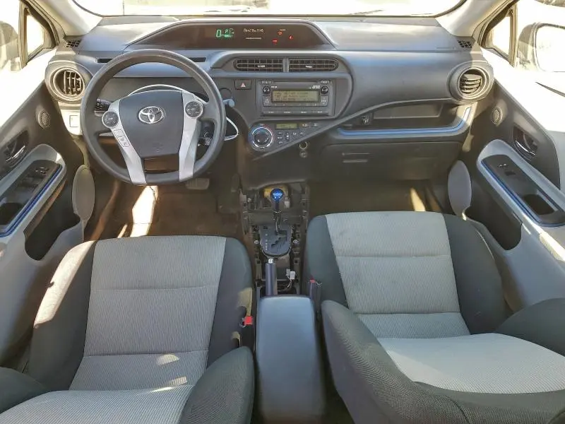 2013 TOYOTA PRIUS C   