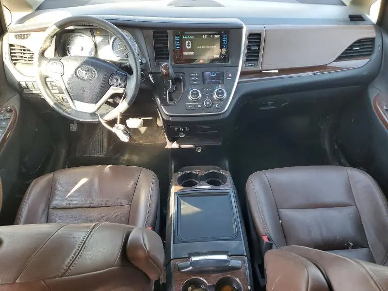 2015 TOYOTA SIENNA LIMITED 7-PASSENGER  