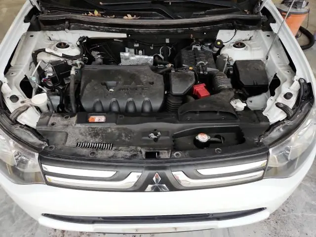 2014 MITSUBISHI OUTLANDER SE  