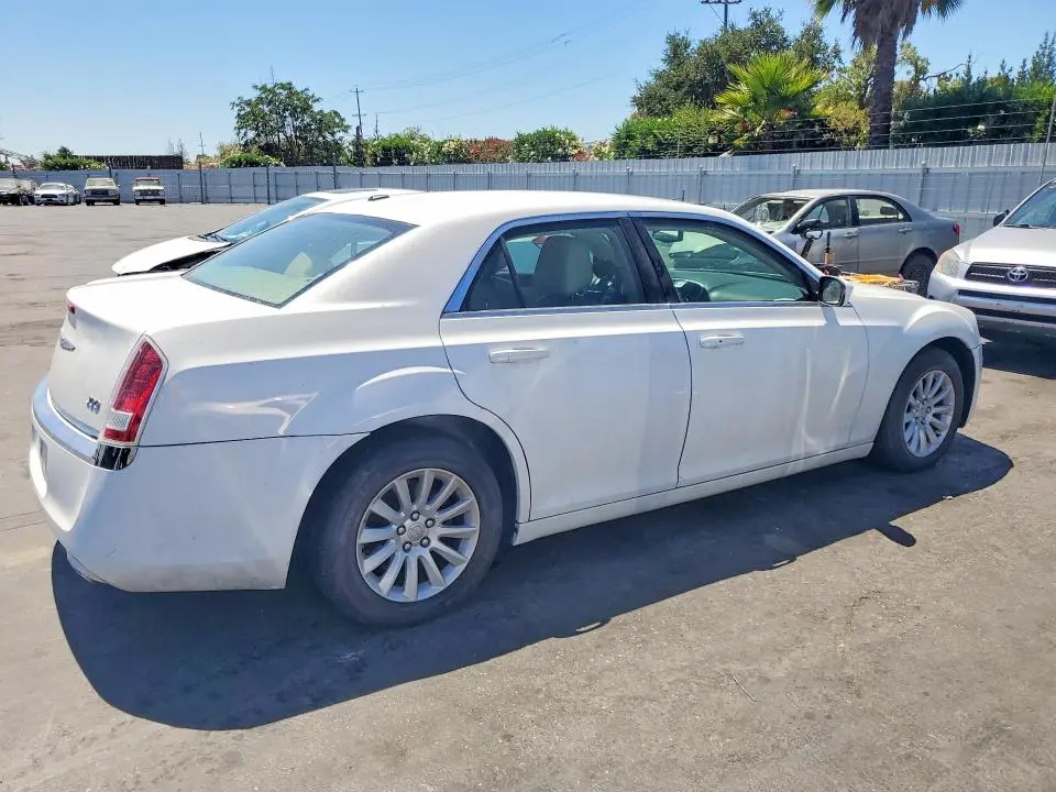 2014 CHRYSLER 300   