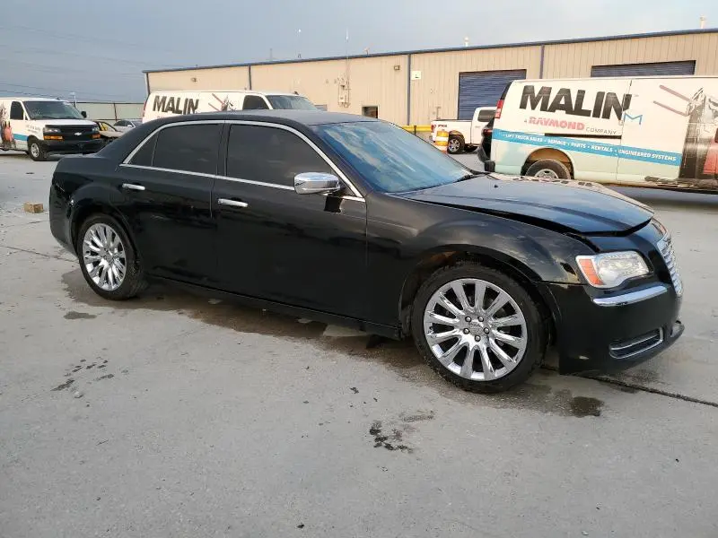 2014 CHRYSLER 300   