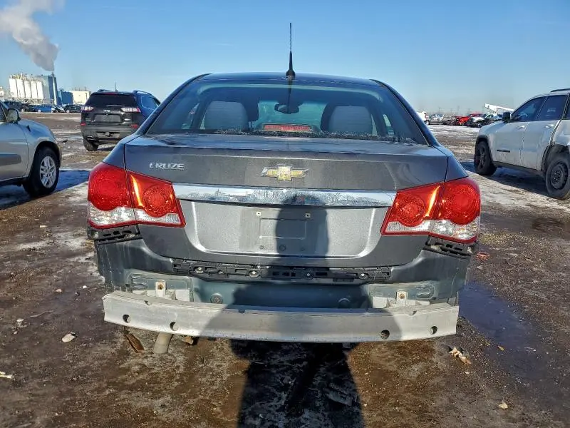 2013 CHEVROLET CRUZE LS  