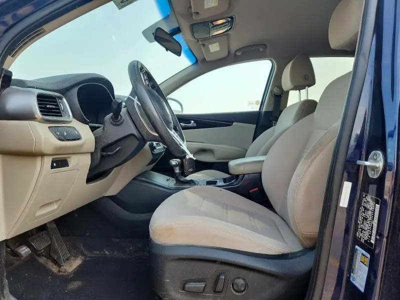 2019 KIA SORENTO LX V6  