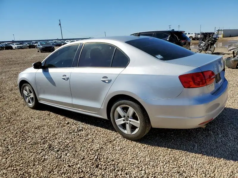 2012 VOLKSWAGEN JETTA TDI  