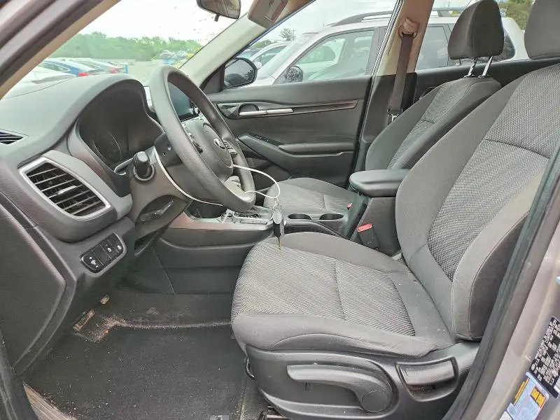2021 KIA SELTOS LX  