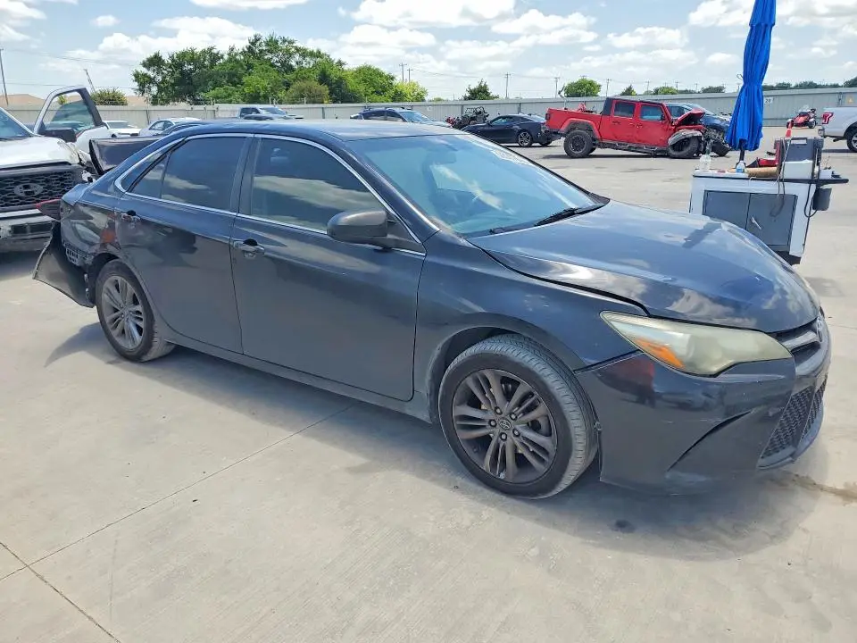 2016 TOYOTA CAMRY   