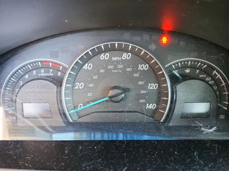 2013 TOYOTA CAMRY LE  