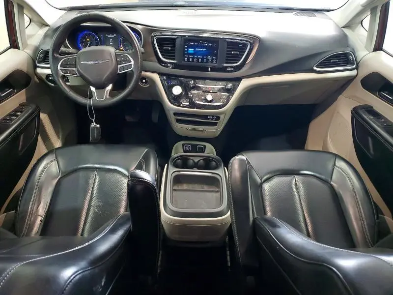 2020 CHRYSLER VOYAGER LXI  
