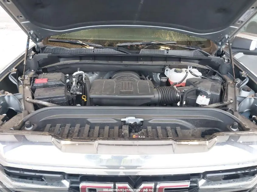 2025 GMC SIERRA 1500 4WD  SHORT BOX SLT