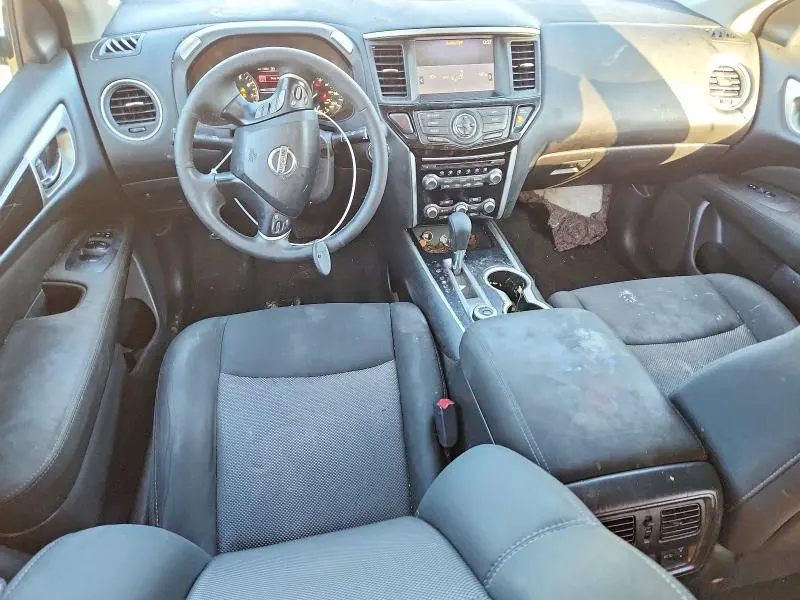 2017 NISSAN PATHFINDER SV  