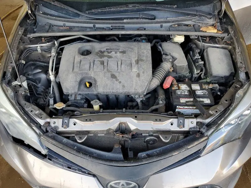 2017 TOYOTA COROLLA SE  