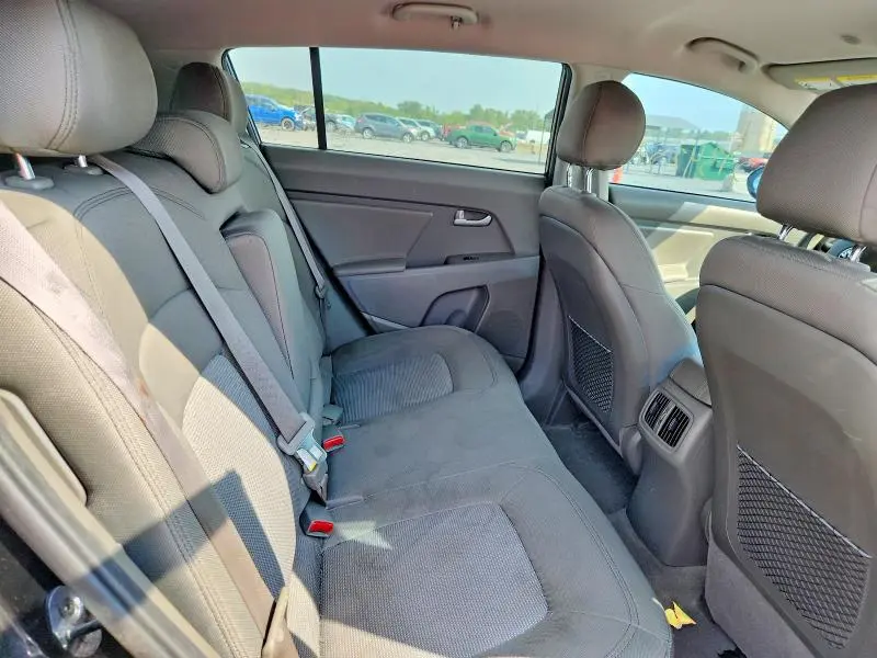 2016 KIA SPORTAGE LX  