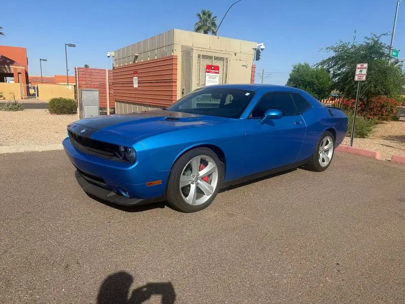 2010 DODGE CHALLENGER SRT-8  