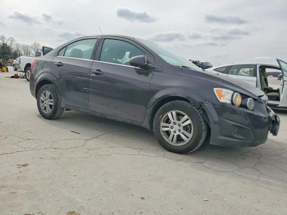2013 CHEVROLET SONIC LT  
