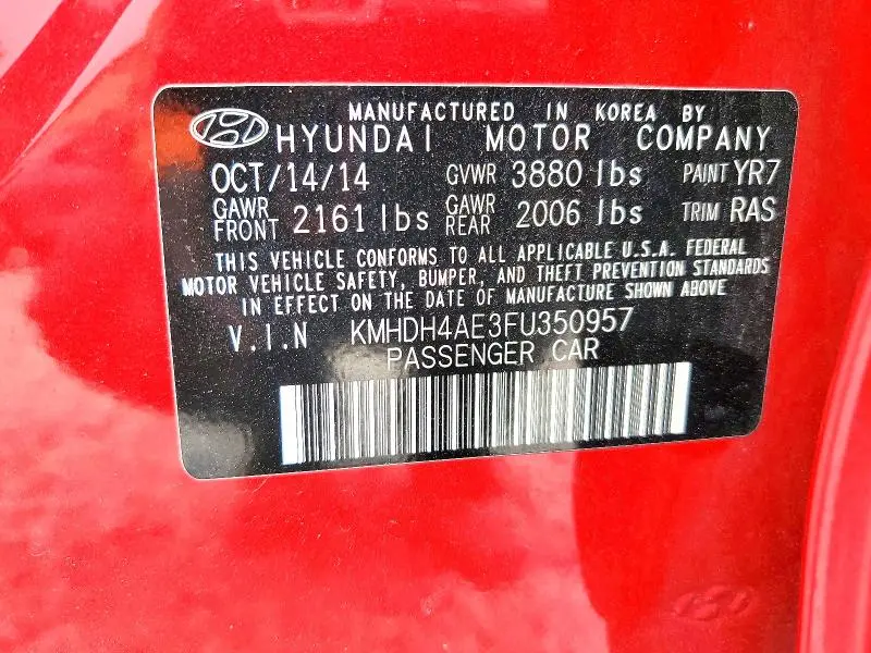 2015 HYUNDAI ELANTRA SE  