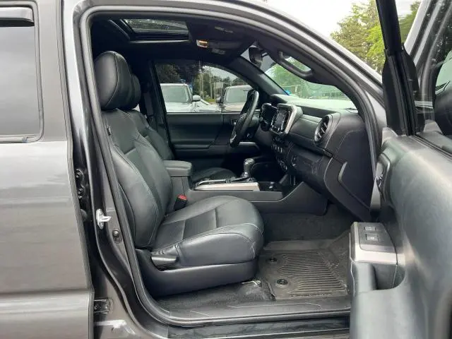 2022 TOYOTA TACOMA DOUBLE CAB  