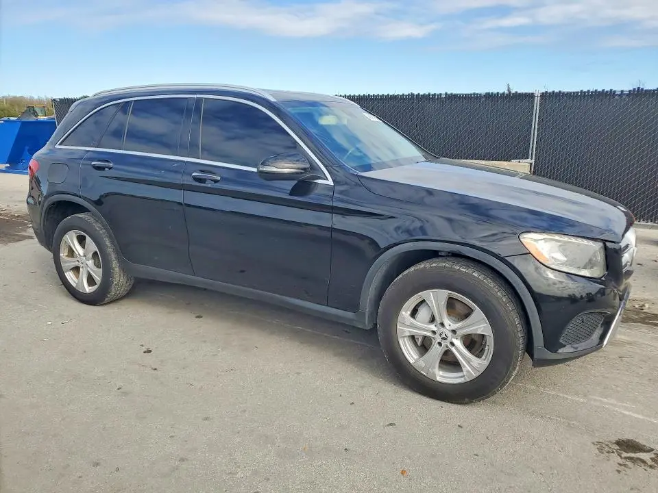 2018 MERCEDES-BENZ GLC 300  