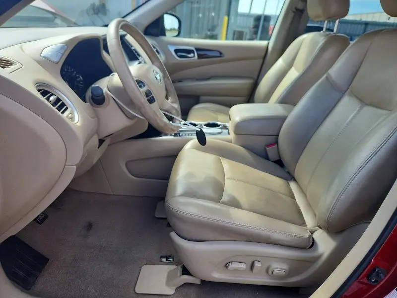 2015 NISSAN PATHFINDER SL  