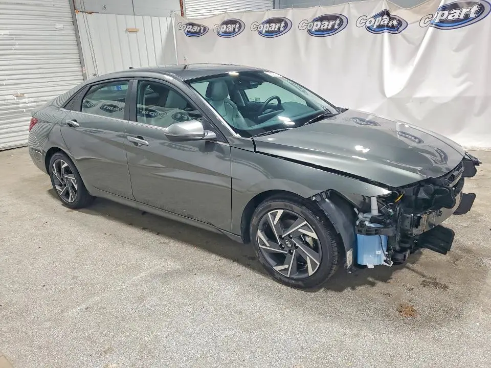 2025 HYUNDAI ELANTRA LIMITED  