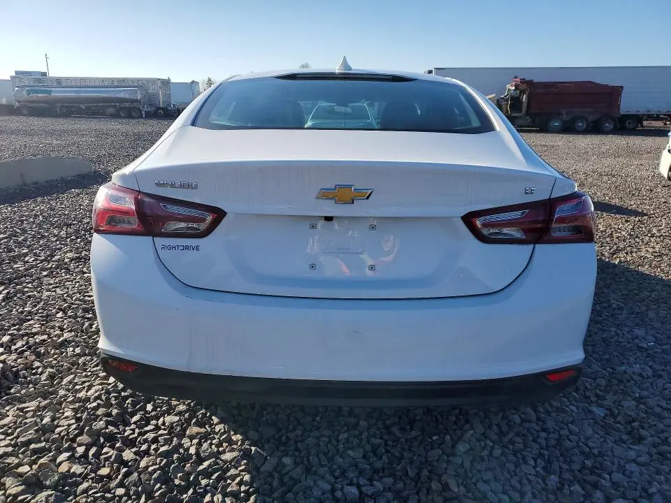 2022 CHEVROLET MALIBU LT  