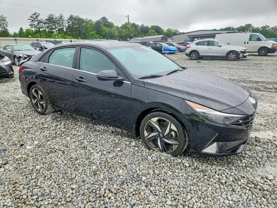 2023 HYUNDAI ELANTRA LIMITED  