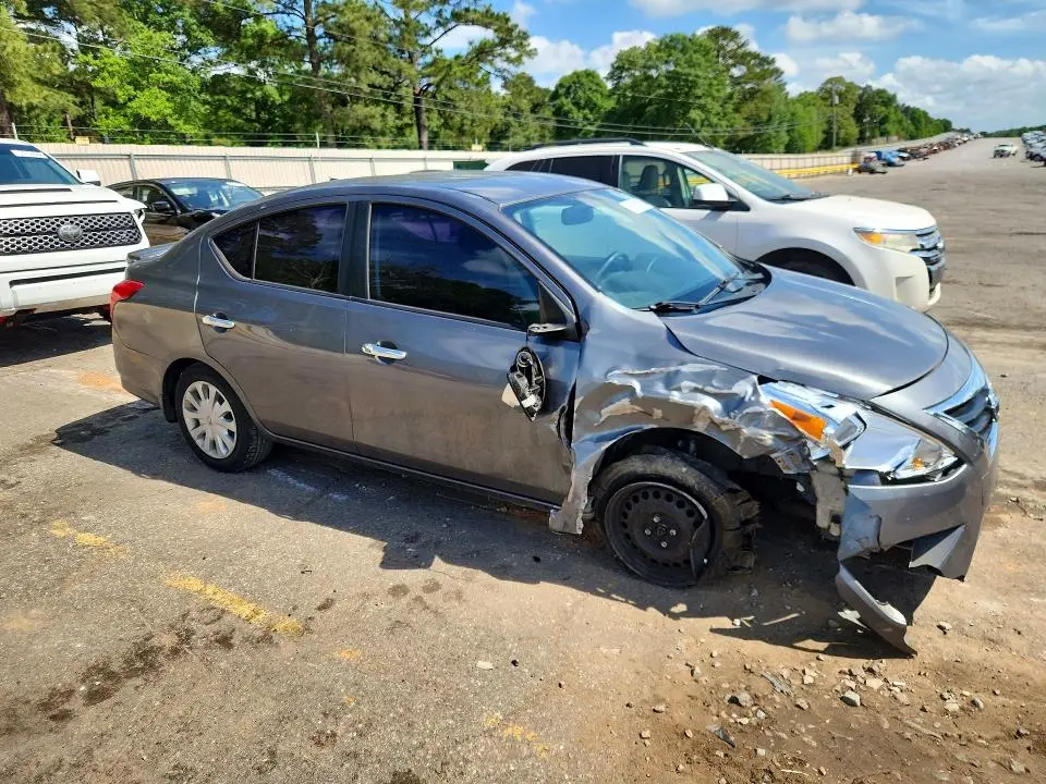 2016 NISSAN VERSA 1.6 SV  