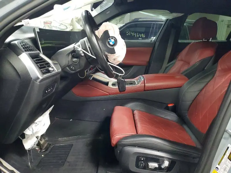 2024 BMW X6 M60I  