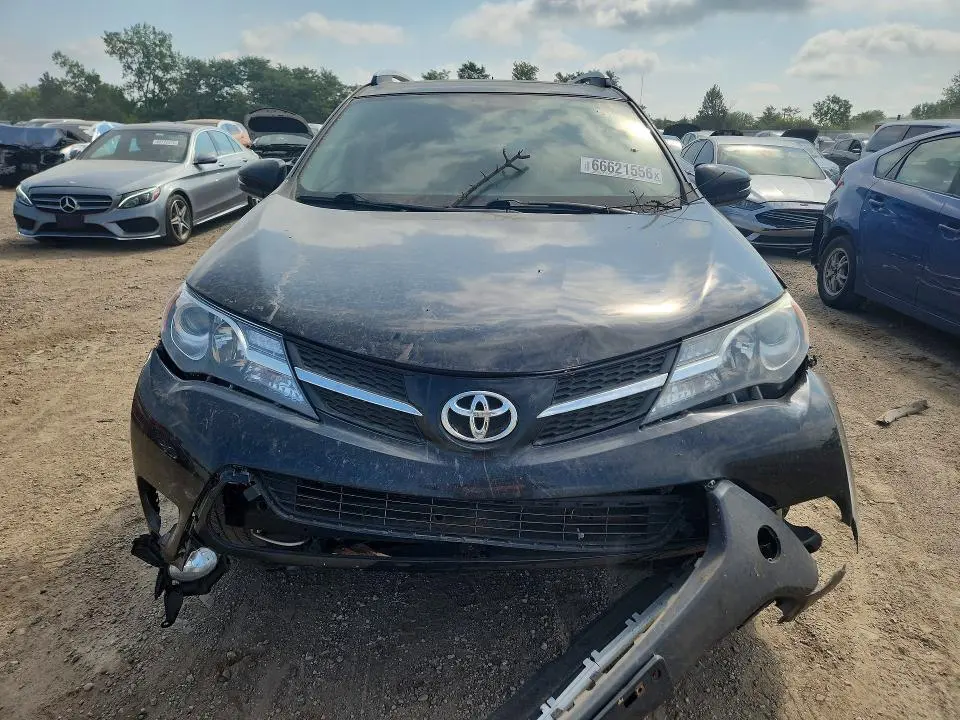 2013 TOYOTA RAV4 XLE  