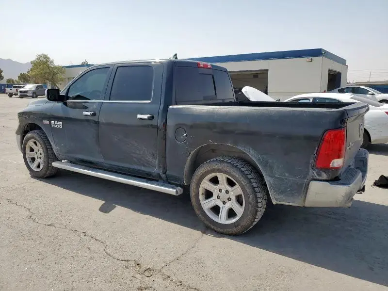 2018 RAM 1500 SLT  