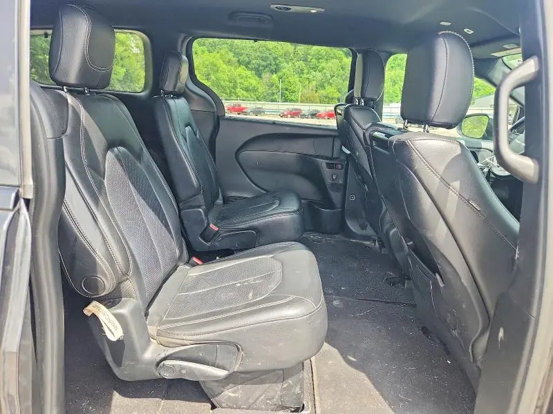 2018 CHRYSLER PACIFICA TOURING L PLUS  