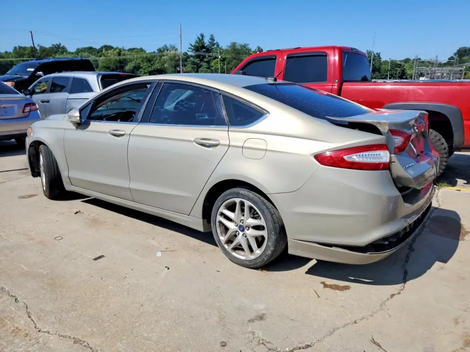 2015 FORD FUSION SE  