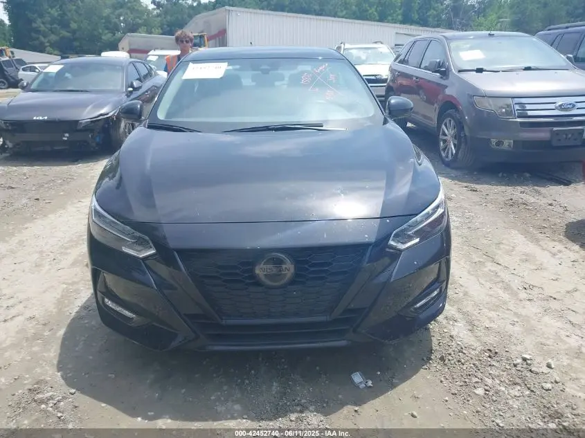2022 NISSAN SENTRA SR XTRONIC CVT