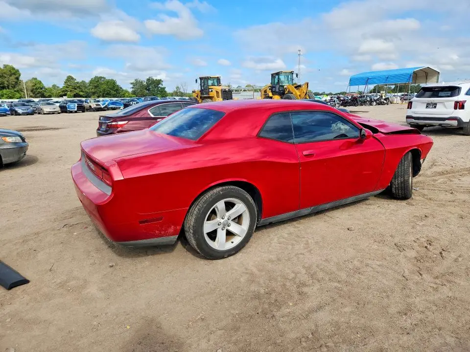 2012 DODGE CHALLENGER SXT  