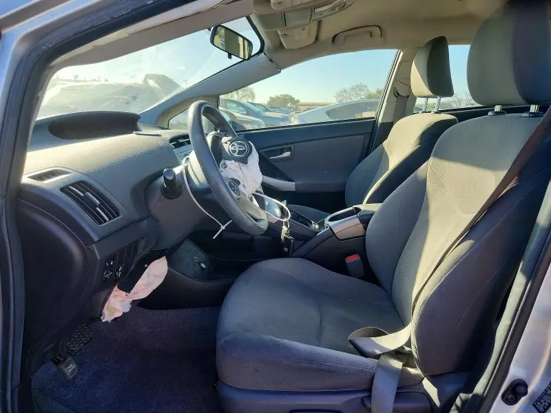 2014 TOYOTA PRIUS THREE  