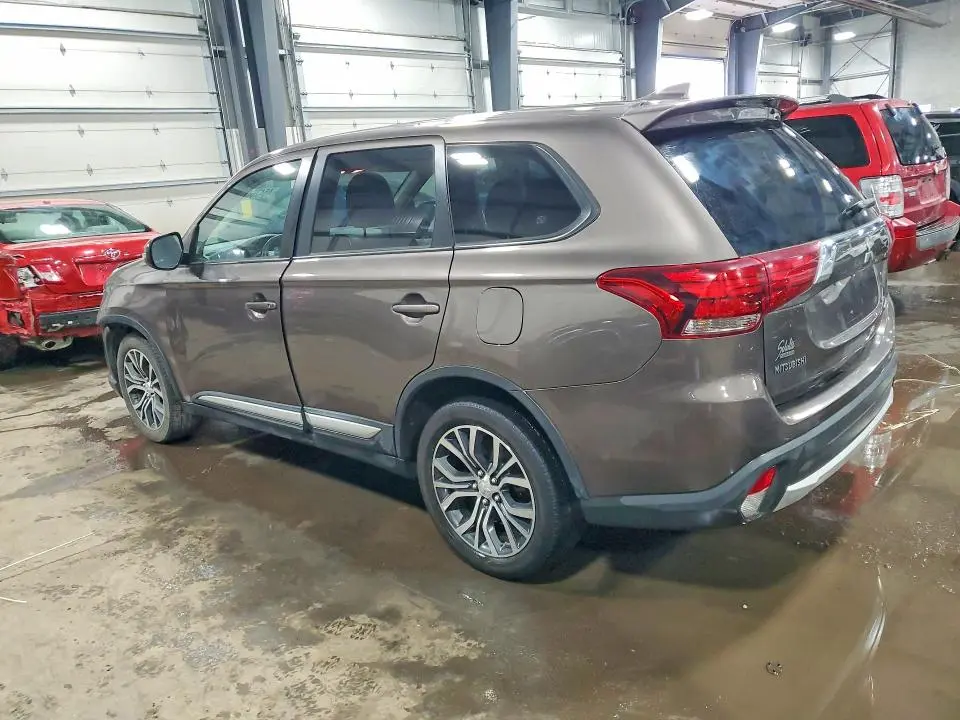 2017 MITSUBISHI OUTLANDER SE  