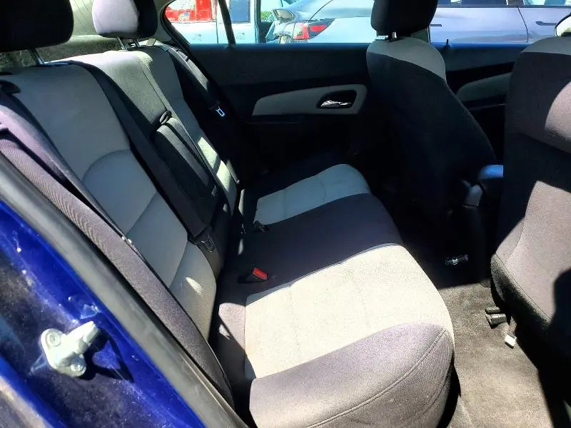 2013 CHEVROLET CRUZE LS  
