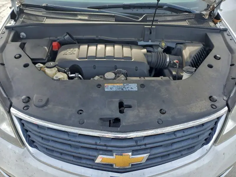 2017 CHEVROLET TRAVERSE LS  