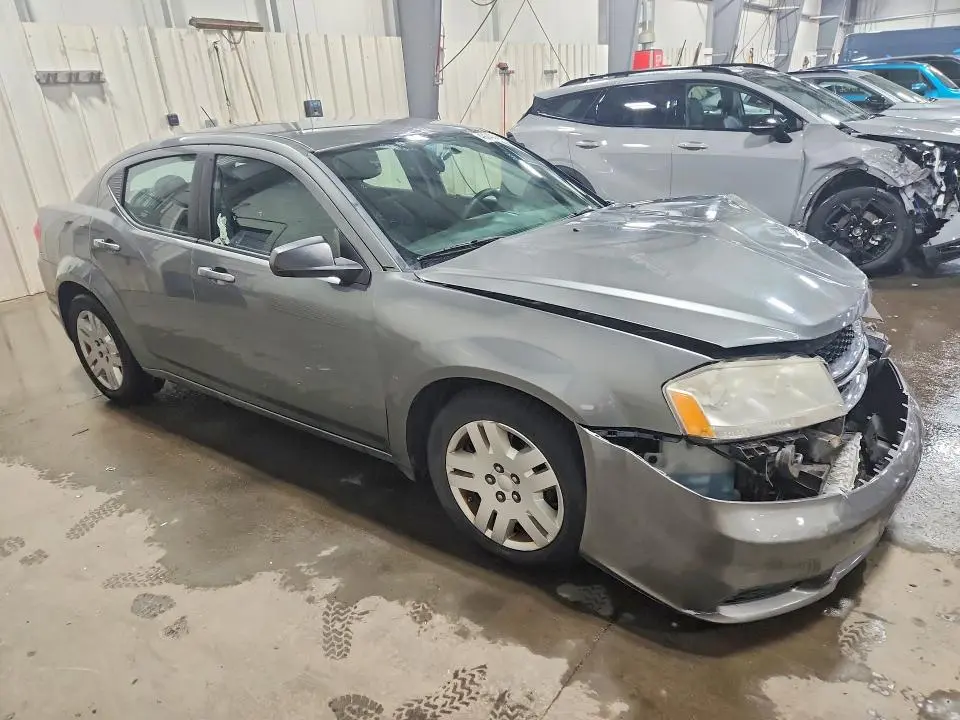 2012 DODGE AVENGER SE  