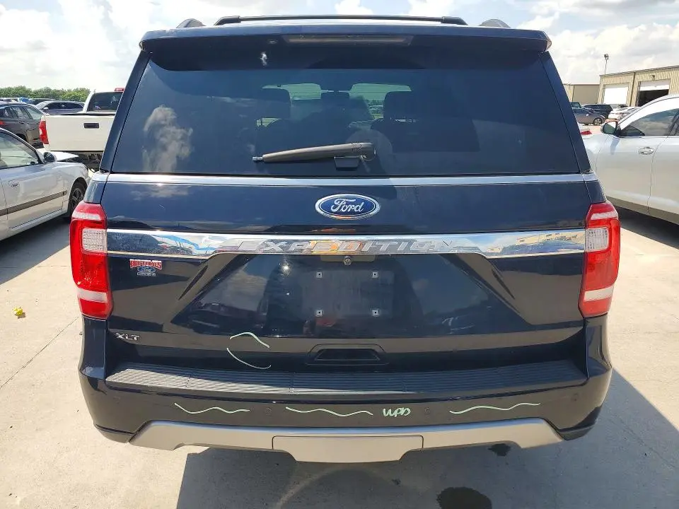 2021 FORD EXPEDITION XLT  