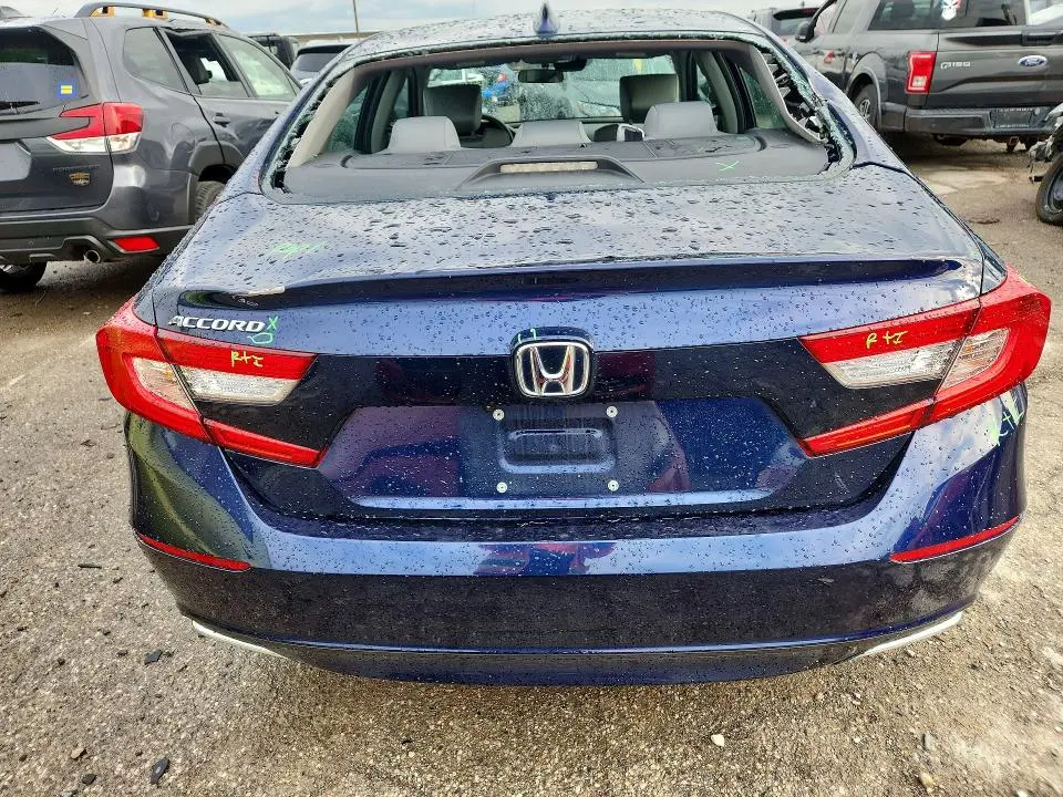 2019 HONDA ACCORD LX  