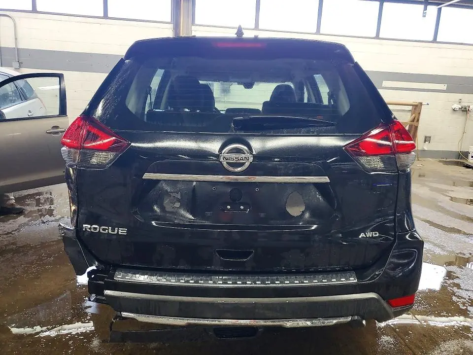 2019 NISSAN ROGUE S  