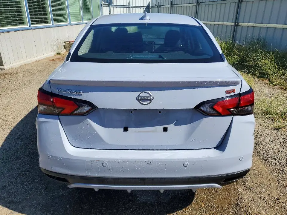 2025 NISSAN VERSA SR  