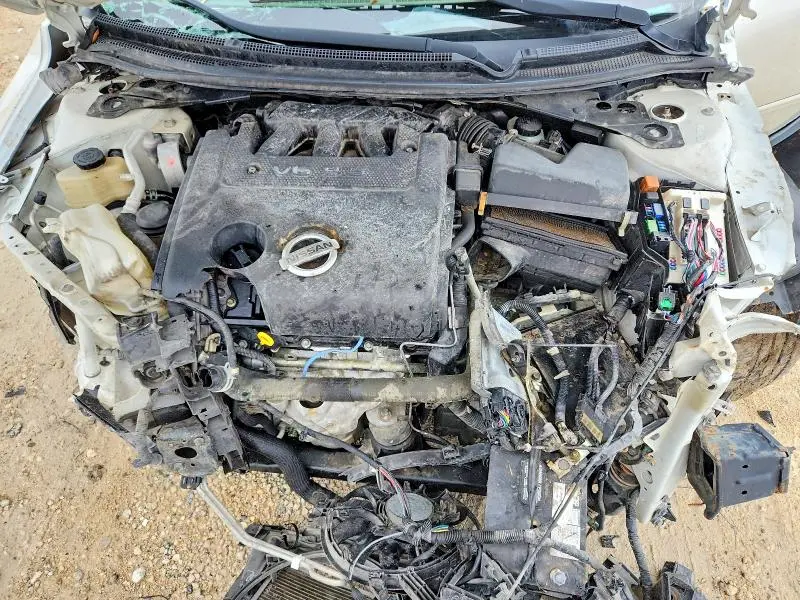 2010 NISSAN ALTIMA SR  