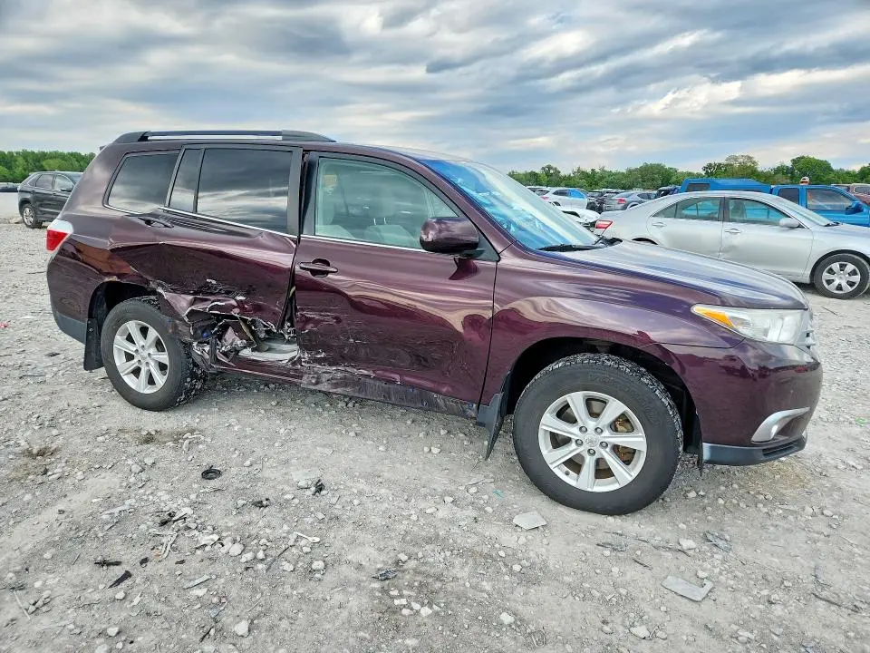 2011 TOYOTA HIGHLANDER BASE  