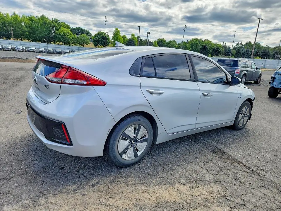 2018 HYUNDAI IONIQ BLUE  