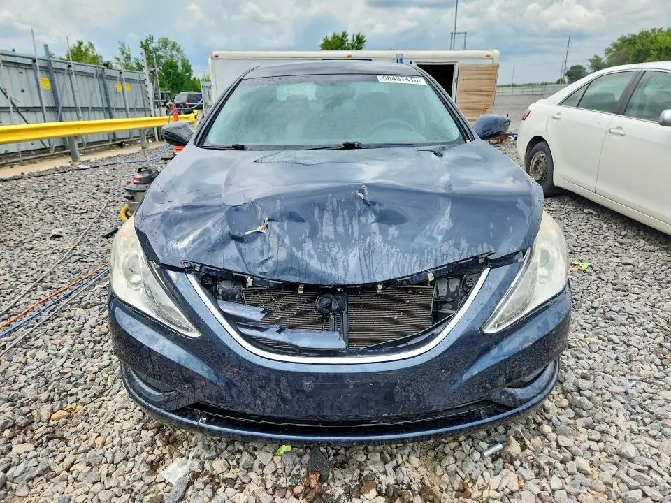 2011 HYUNDAI SONATA GLS  